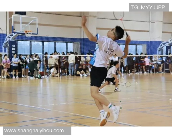 羽毛球盛宴：深入解析上海羽毛球队的技术与训练秘诀